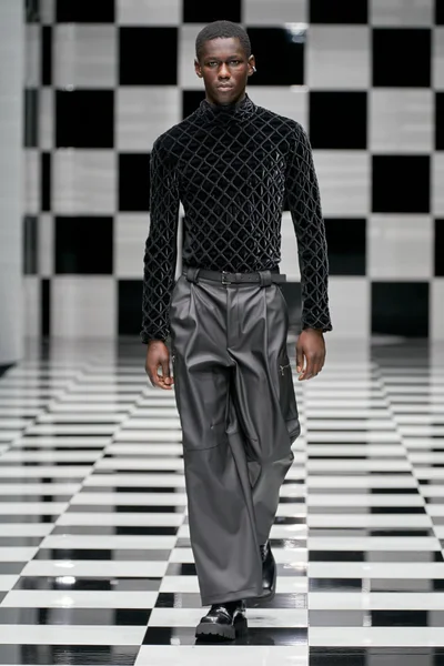 Look 122